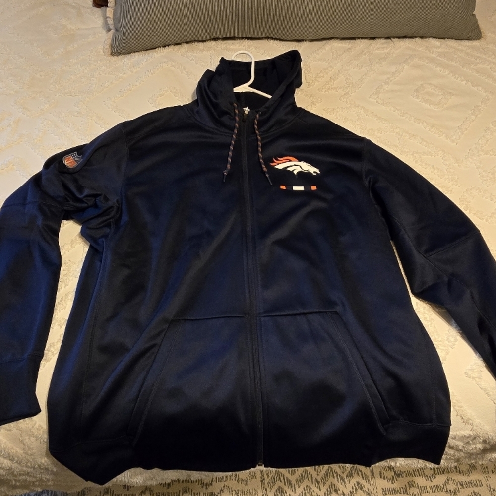 Denver Broncos Navy Blue Zip-Up Hoodie